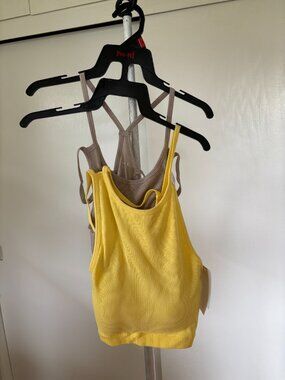 Pro-fit Seamless Sports Bra Small Yellow Nude Strappy NWT Wireless (2)